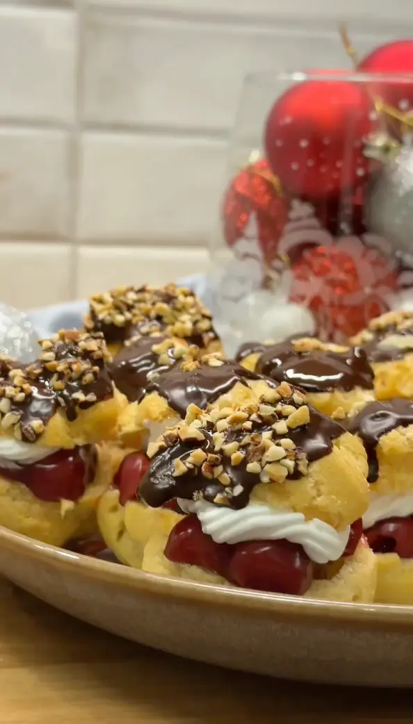 Meggyes képviselőfánk - Tornyos képviselőfánkból